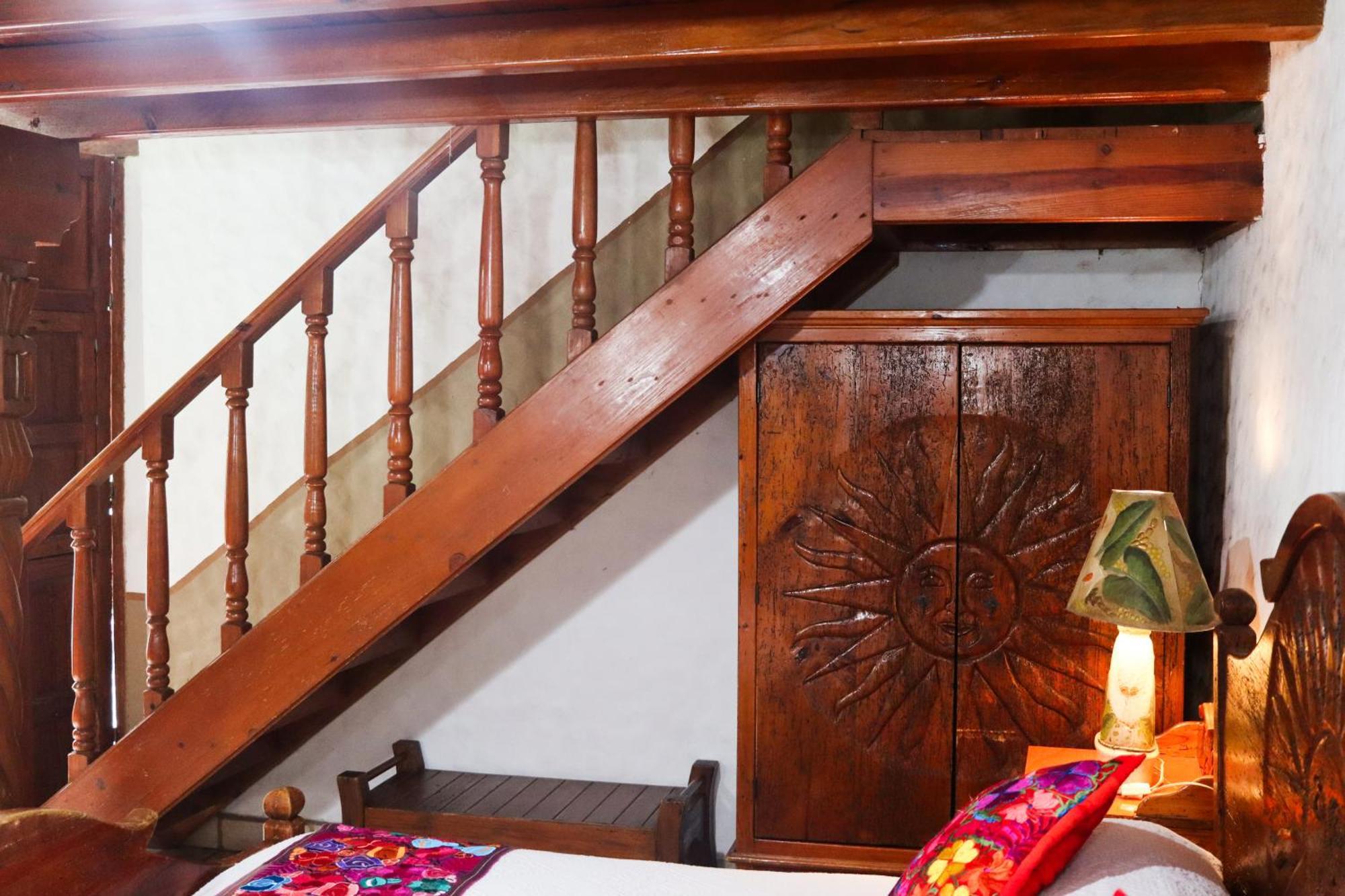 Hotel Los Escudos Pátzcuaro Buitenkant foto