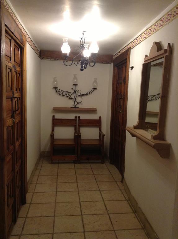 Hotel Los Escudos Pátzcuaro Buitenkant foto