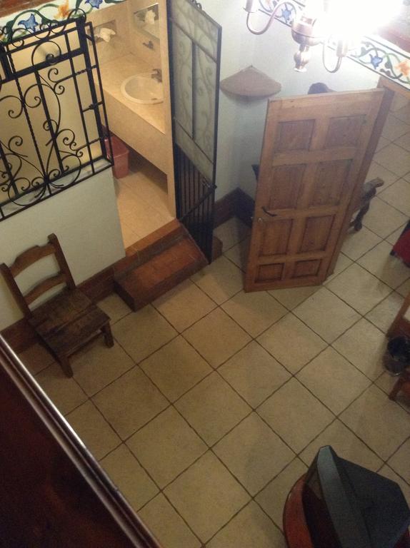 Hotel Los Escudos Pátzcuaro Buitenkant foto