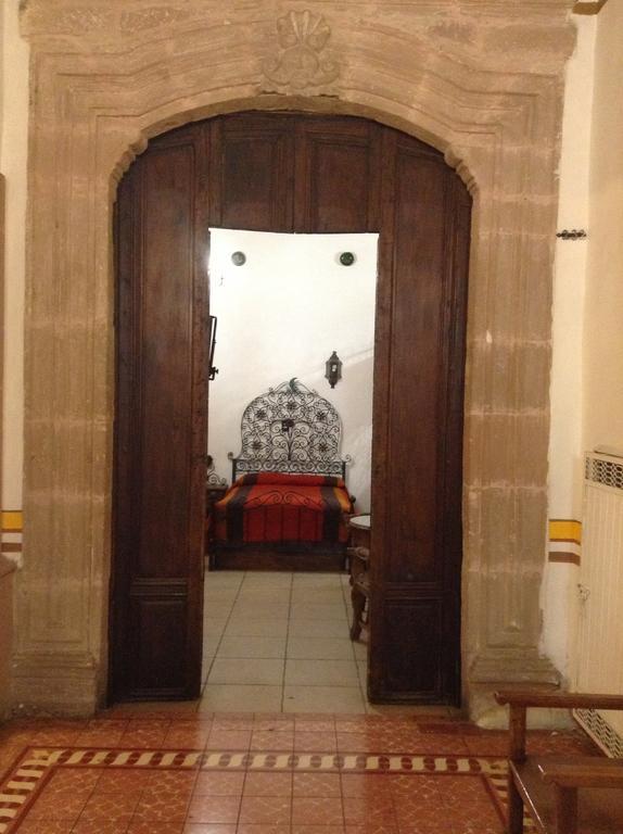 Hotel Los Escudos Pátzcuaro Buitenkant foto
