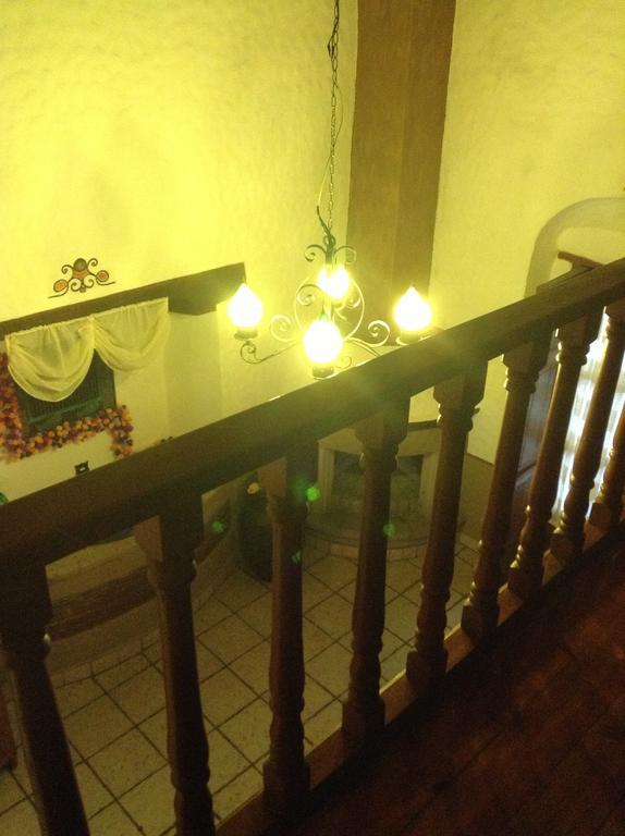 Hotel Los Escudos Pátzcuaro Buitenkant foto